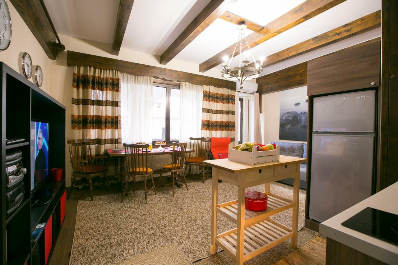 Spacious Apartment Next To Metro - Marousi Athena Bagian luar foto