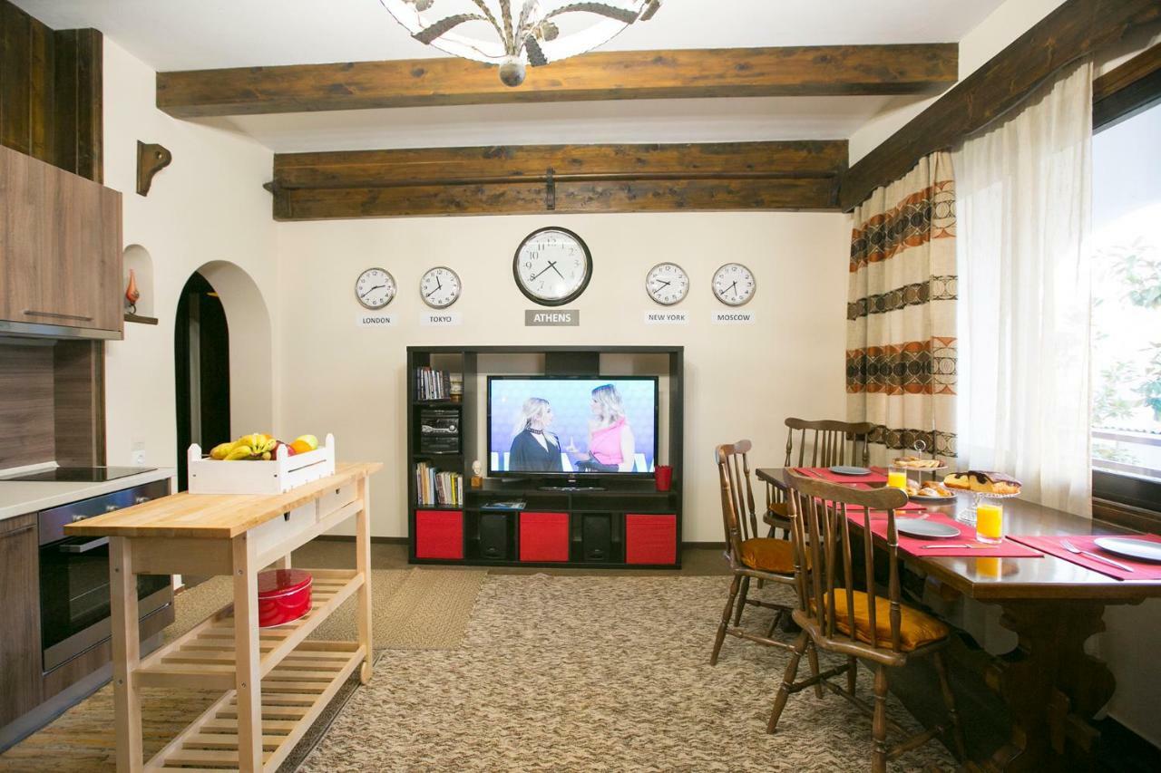 Spacious Apartment Next To Metro - Marousi Athena Bagian luar foto